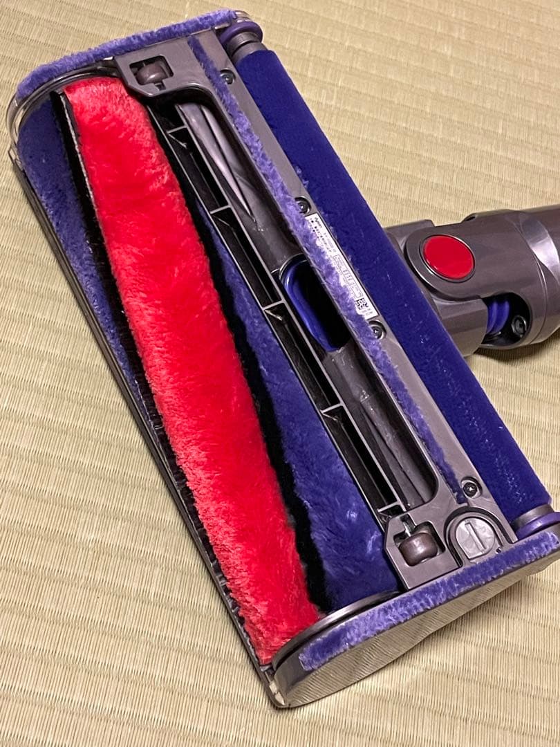 Dyson スティッククリーナー ダイソン　sv12 v10