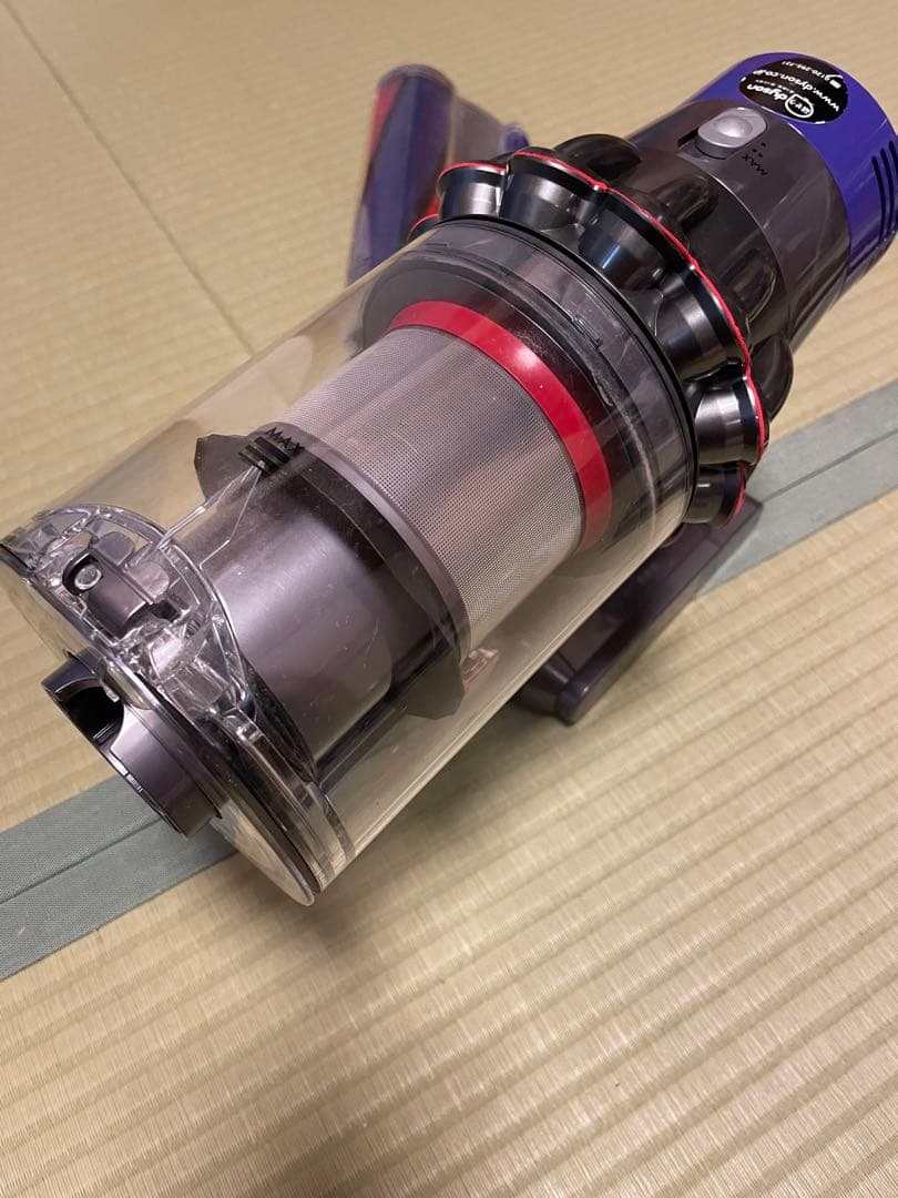 Dyson スティッククリーナー ダイソン　sv12 v10