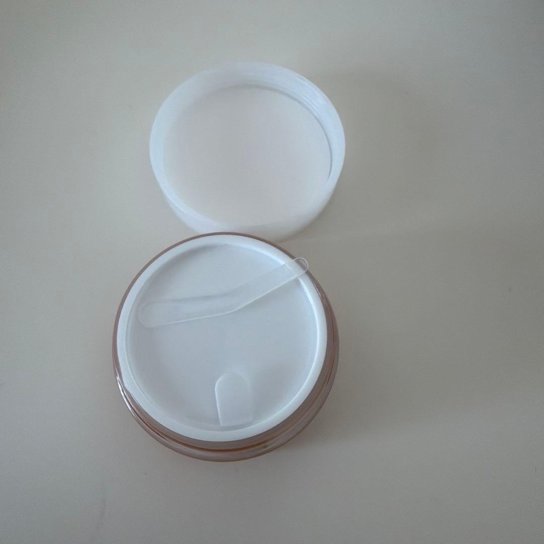 ファンデーション TSUDA COSMETICS UV COLOR BALM SPF50
