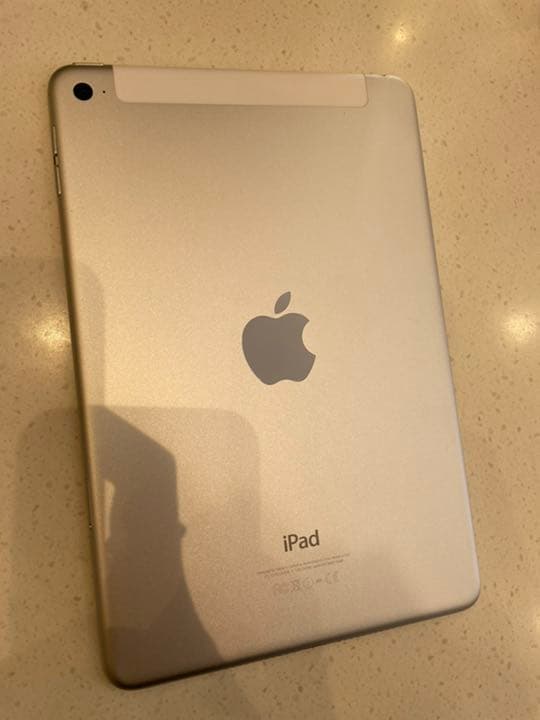 iPad本体 iPad mini4 Wi-Fi+Cellular 128GB