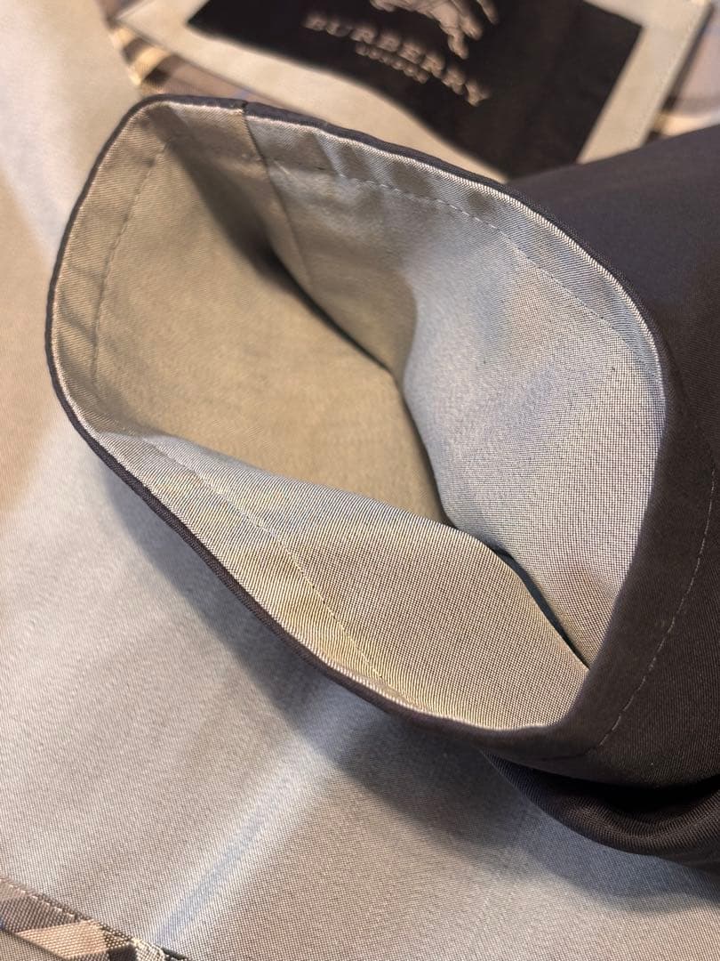 BURBERRY ネイビー チェスターコート　11号サイズ