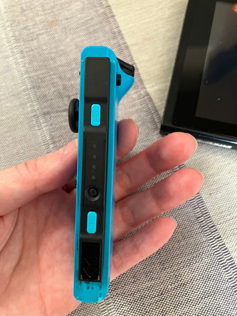 【ジャンク品】Nintendo Switch 初代モデル・電源は入ります