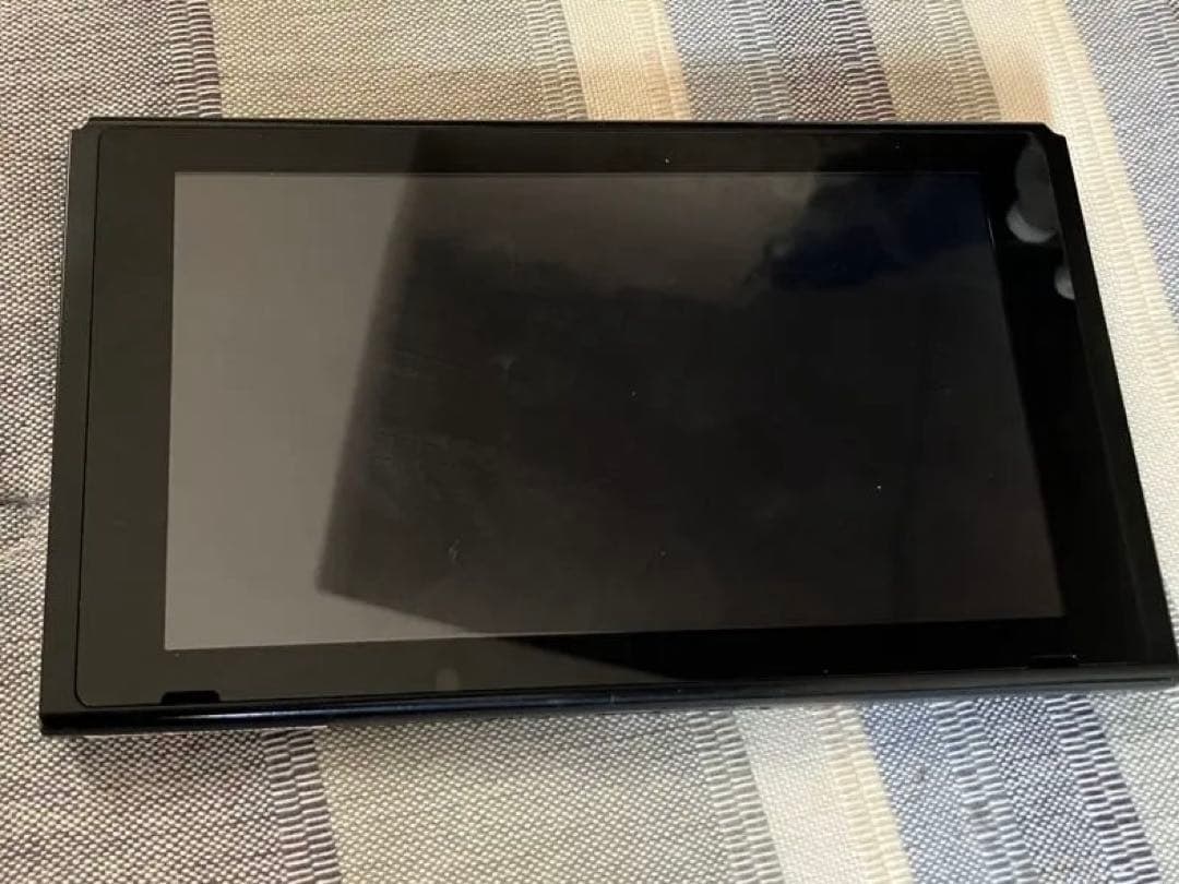 【ジャンク品】Nintendo Switch 初代モデル・電源は入ります