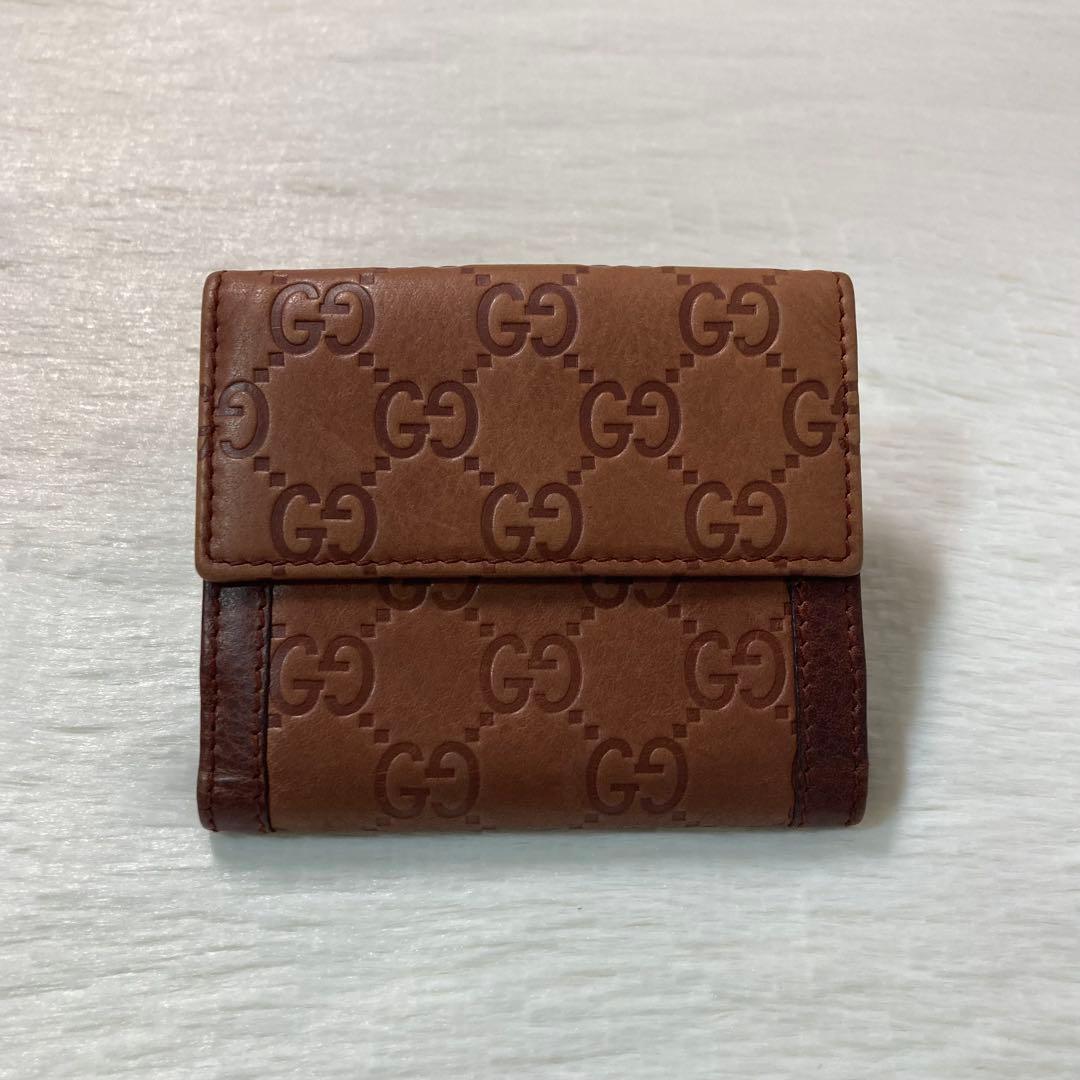 美品　人気　GUCCI グッチ　二つ折り　財布　シマレザー　シマ　茶色　ゴールド