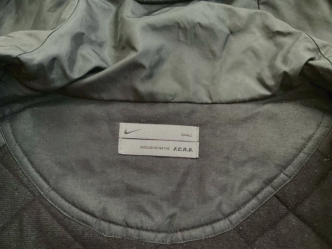 F.C.R.B. × NIKEストームフィットジャケット マウンテンパーカー　黒
