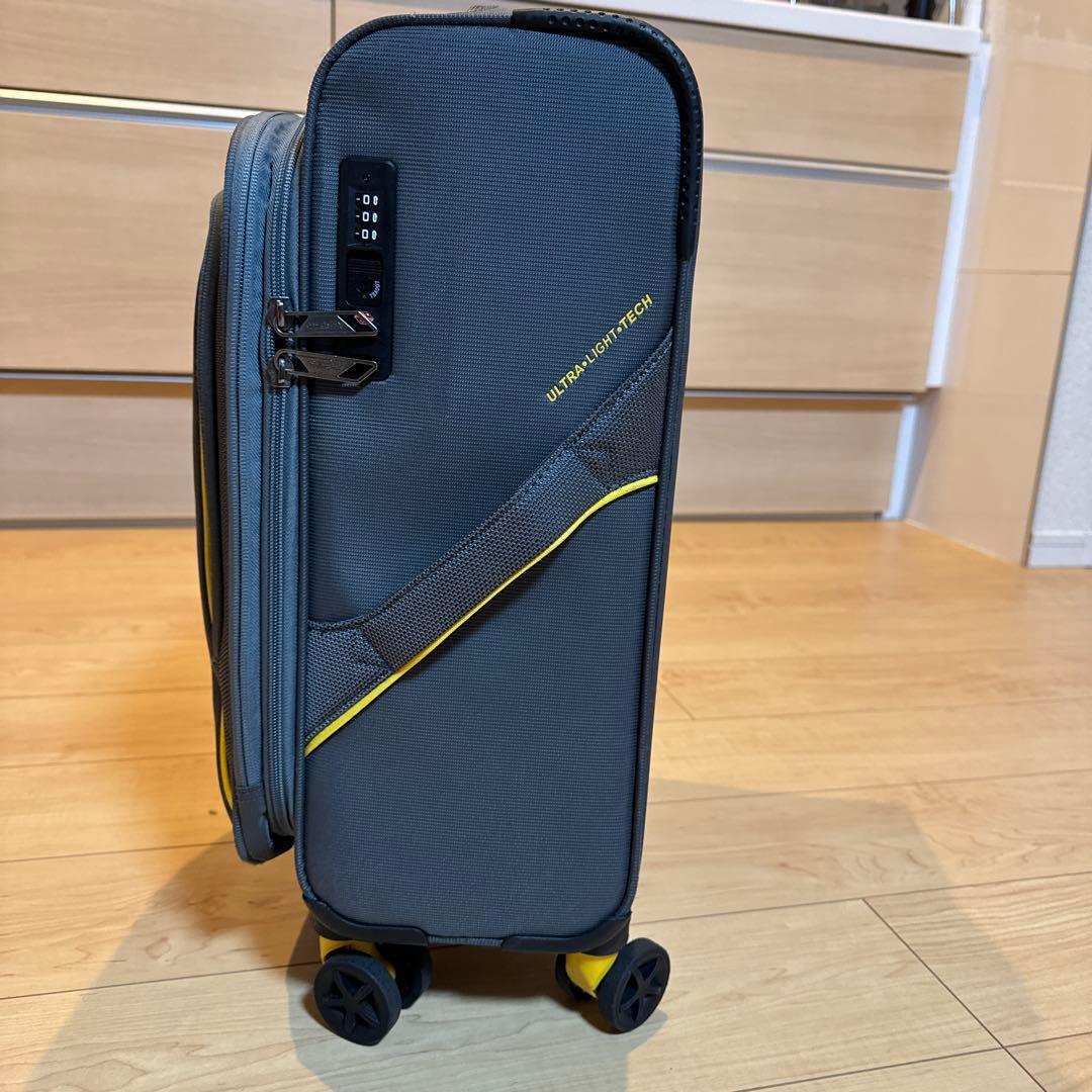AMERICAN TOURISTER 機内持込軽量ソフトキャリー SPINNER