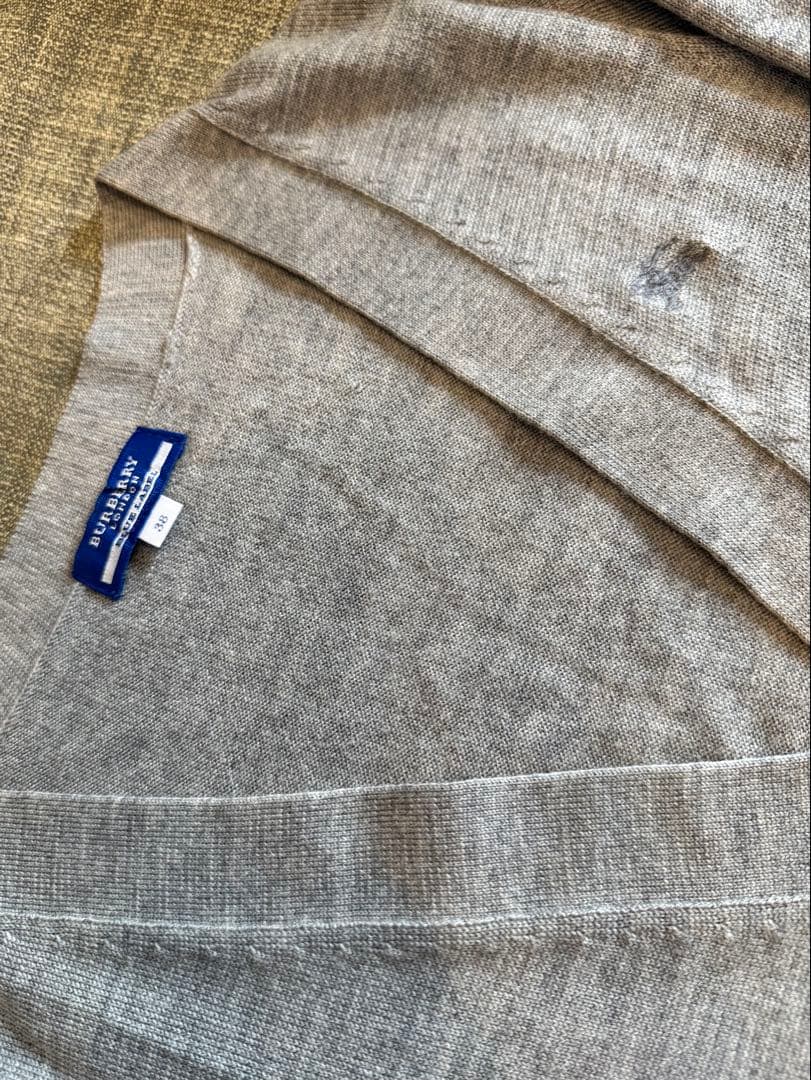 【美品】BURBERRYBLUELABEL グレー 薄ニット カーディガン38