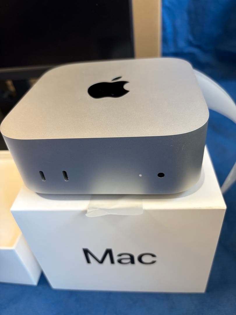 Mac mini M4 ＆ 21.5インチ液晶モニターJAPAN NEXT