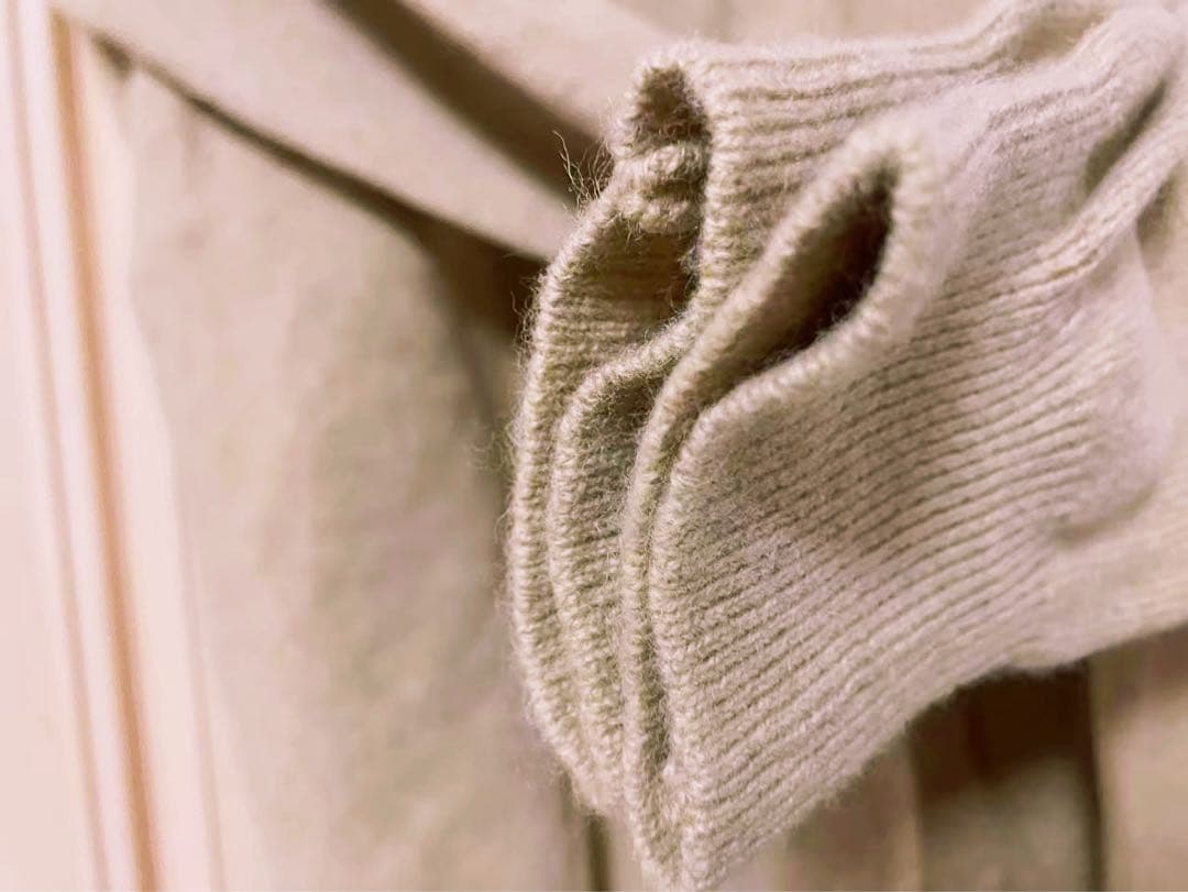 PLAY Comme des Garçons ベージュカーディガン