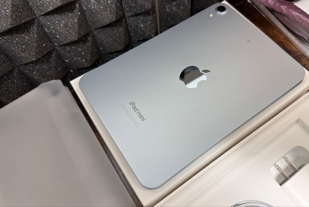 新品同様品 Ipad mini7 A17Proモデル 128GB