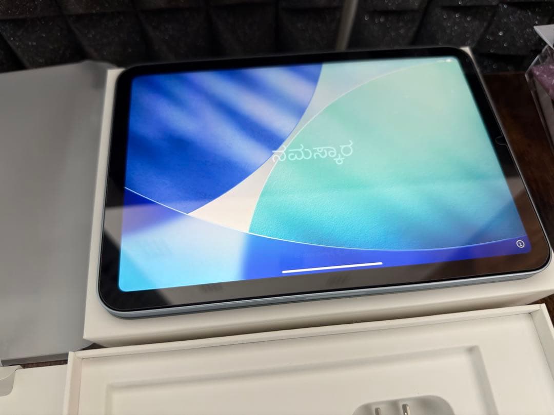 新品同様品 Ipad mini7 A17Proモデル 128GB
