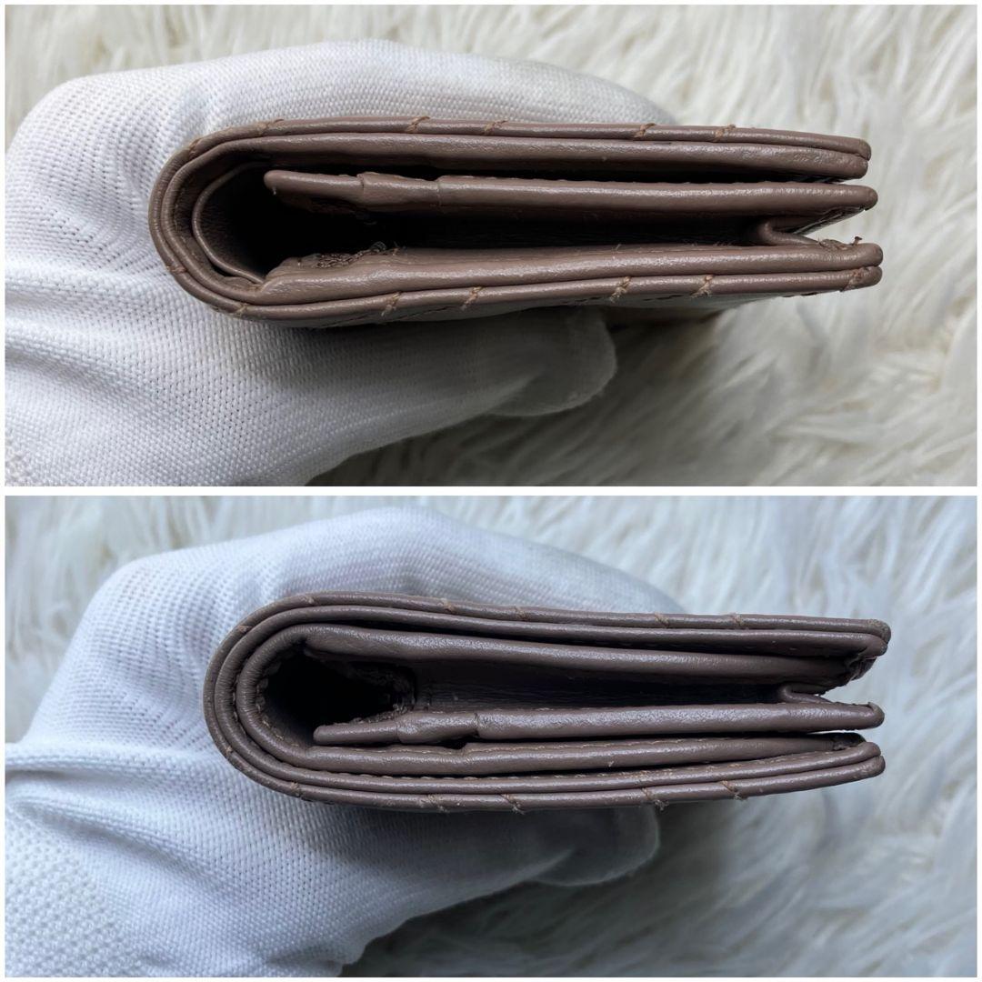 美品 現行✨グッチ 折り財布 マーモント キルティング レザー ベージュ