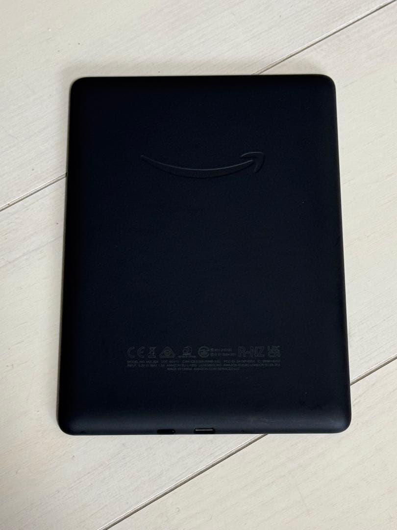 【中古】Amazon Kindle 6.8インチ ブラック 本体 広告なしモデル