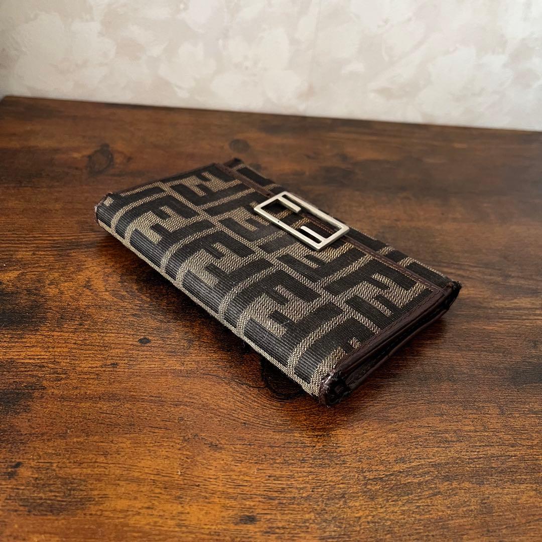 FENDI フェンディ ズッカ柄×レザー 三つ折り財布 ミニ財布
