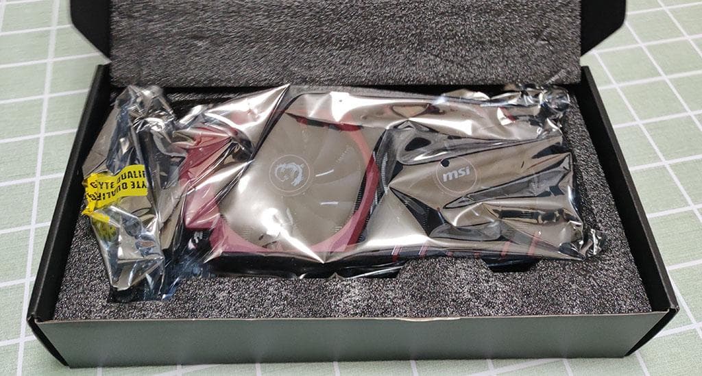 グラフィックボード・グラボ・ビデオカード MSI GTX 970 GAMING 4G