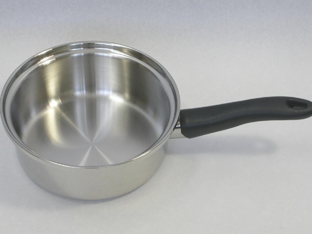 アムウェイ 中ソースパン 未使用品 料理本とスクラブバッズ1個付 IH対応品