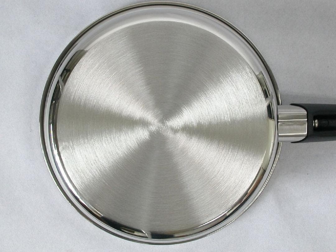 アムウェイ 中ソースパン 未使用品 料理本とスクラブバッズ1個付 IH対応品