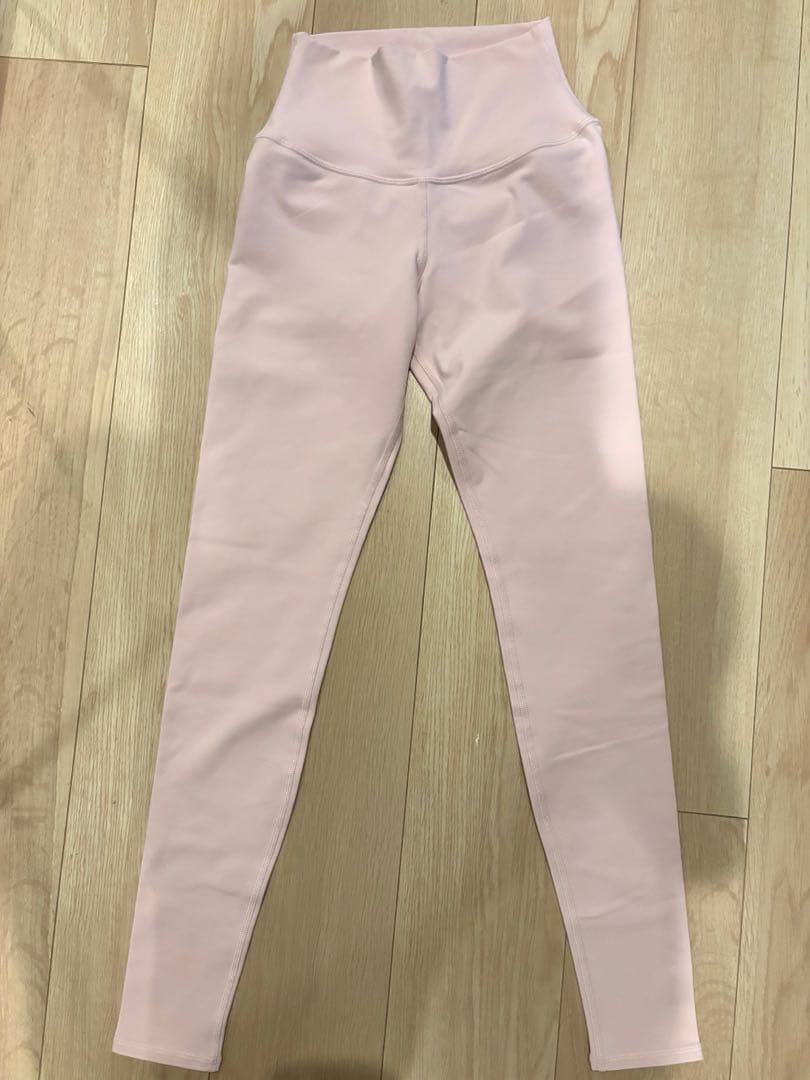 alo yoga AIRBRUSH pink sugar XXSサイズ