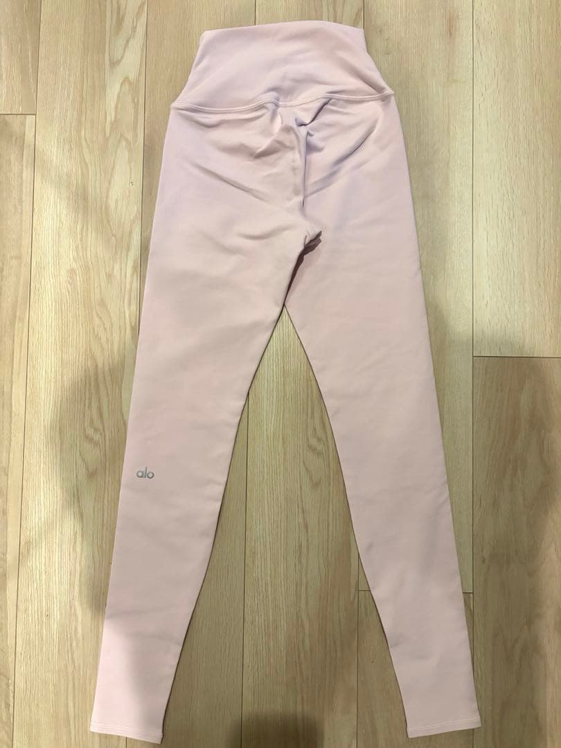 alo yoga AIRBRUSH pink sugar XXSサイズ