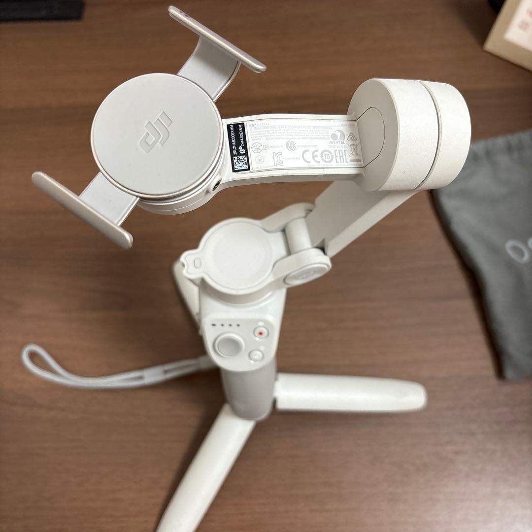 DJI OM 4 スマートフォンジンバル