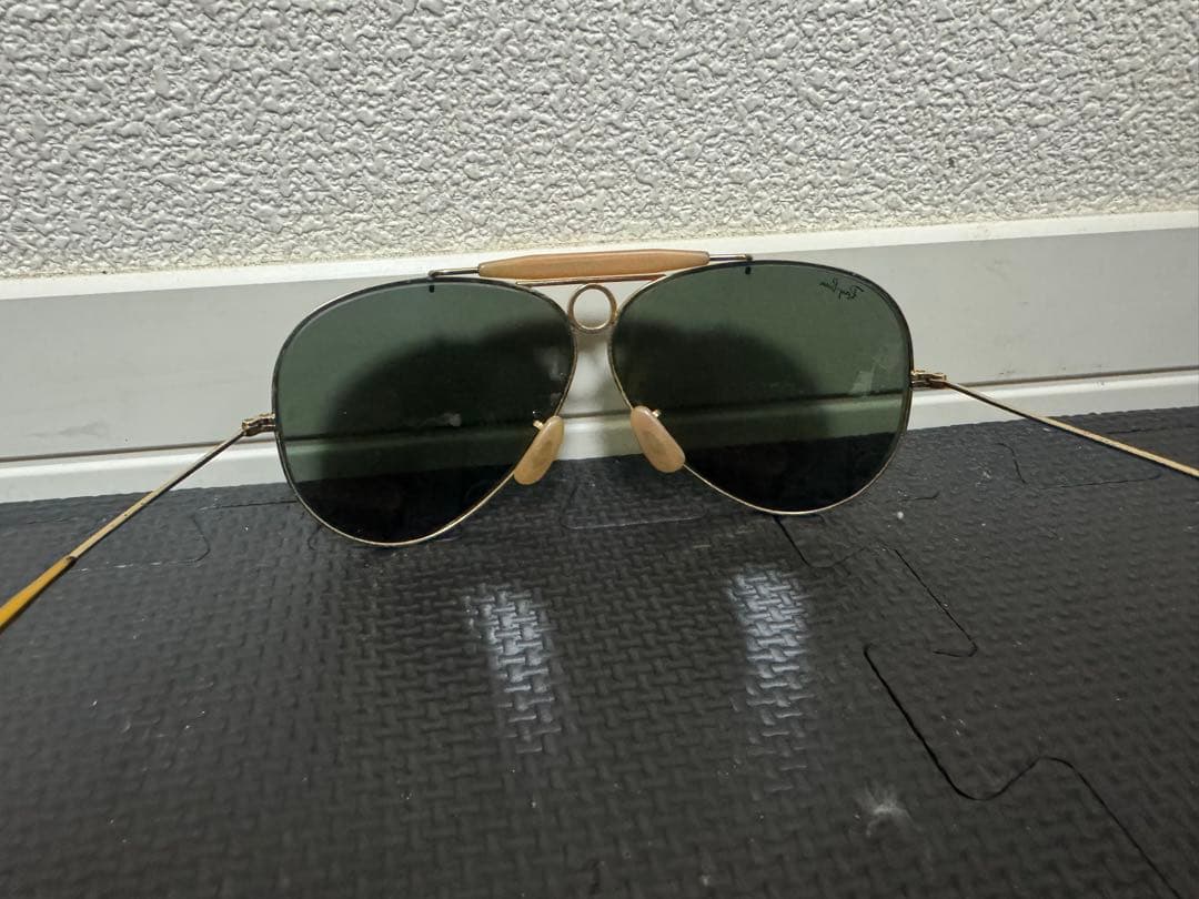 Ray-Ban アビエイター？サングラス ゴールド