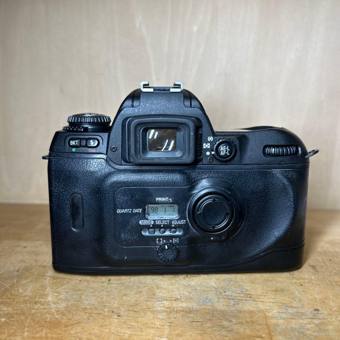 Nikon F80 ボディー完動極美品