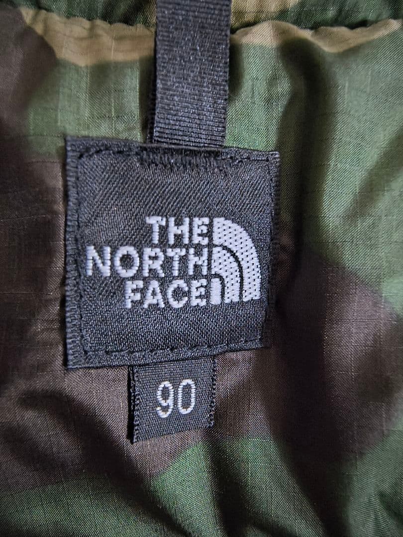 THE NORTH FACE 迷彩 ダウンベスト キッズ