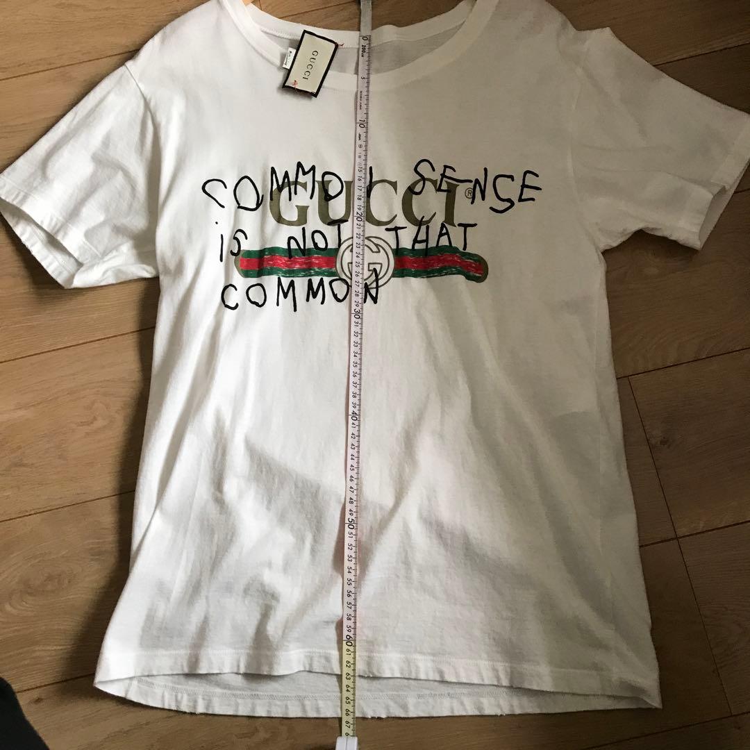 GUCCI ホワイト Tシャツ グラフィックプリント ヴィンテージ風Tシャツ