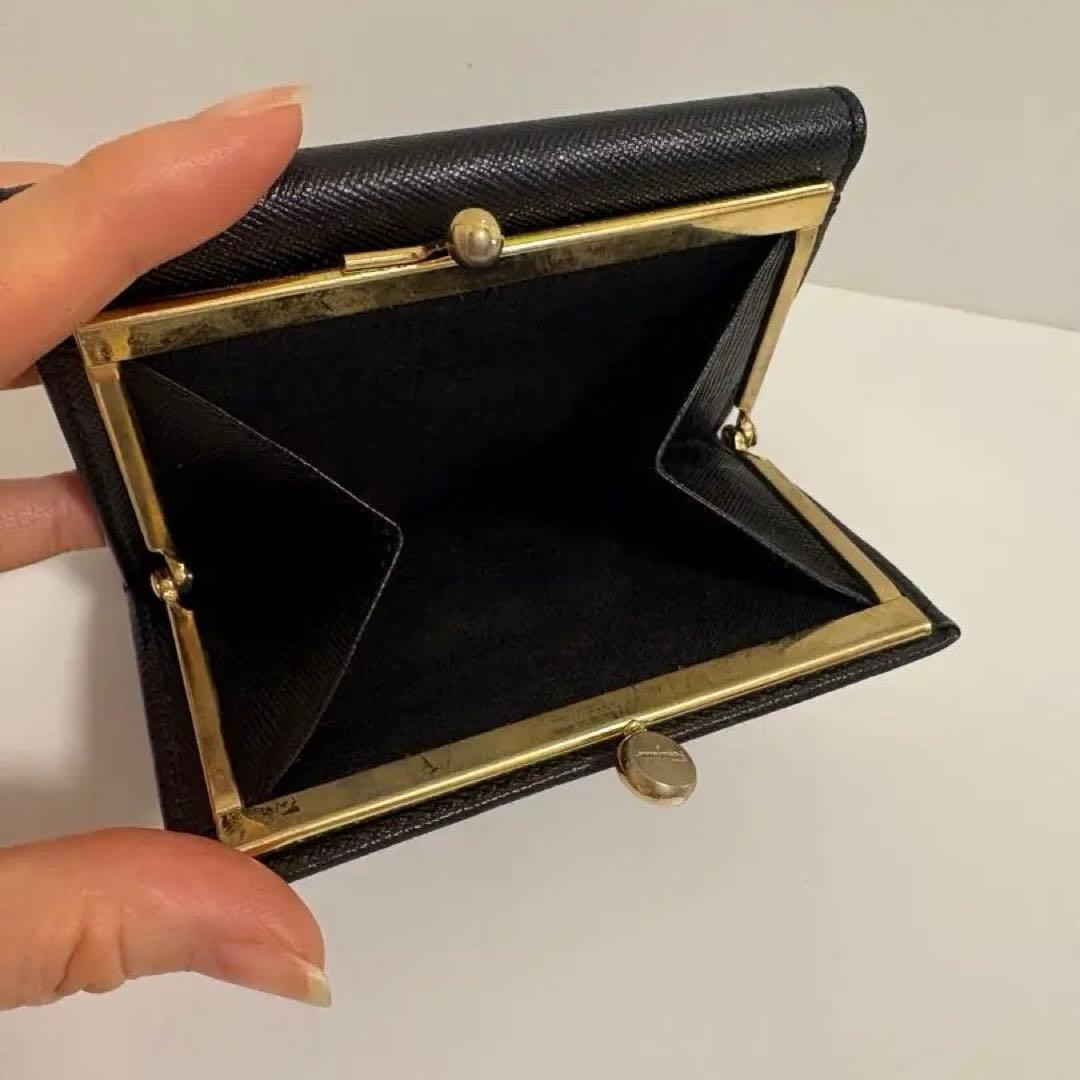 【美品】Salvatore Ferragamo 黒 二つ折り財布　箱付き