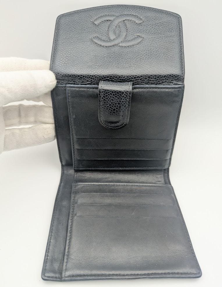 CHANEL キャビアスキン 三つ折り財布 デカココ 黒　シャネル