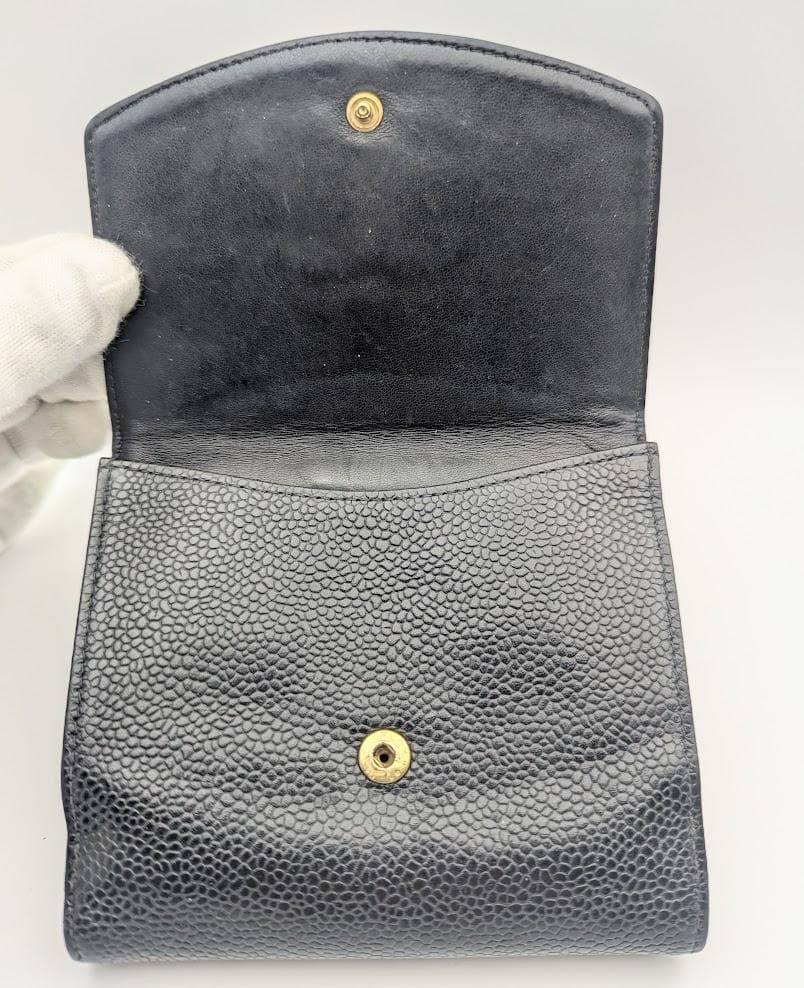 CHANEL キャビアスキン 三つ折り財布 デカココ 黒　シャネル