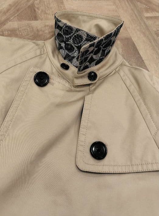 【美品】COACH ショート丈 トレンチコート ベージュ　クリーニング済み