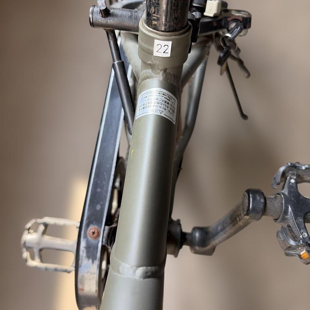 Jeepジープ　自転車　22インチ　カーキ