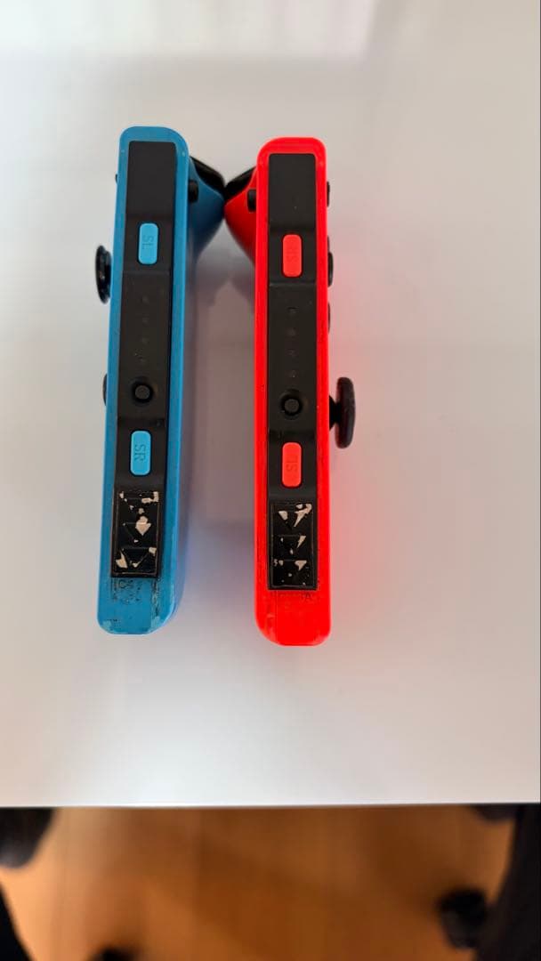 Nintendo Switch 本体 赤と青のジョイコン(ジャンク品)