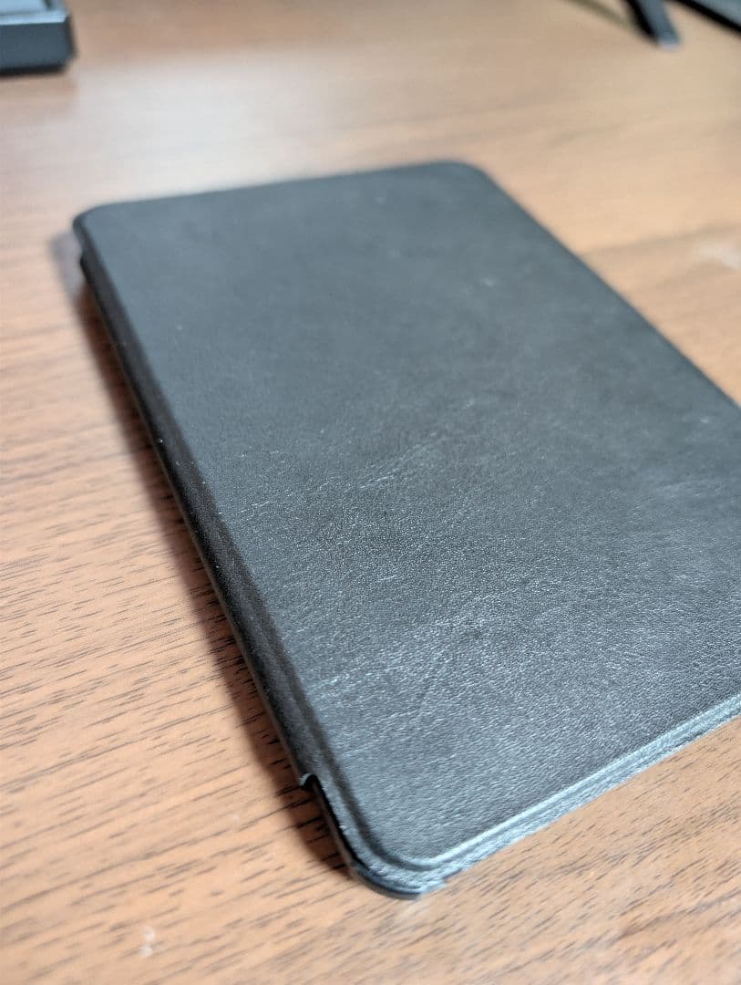 Kindle Paperwhite (第10世代) 本体+カバー付き
