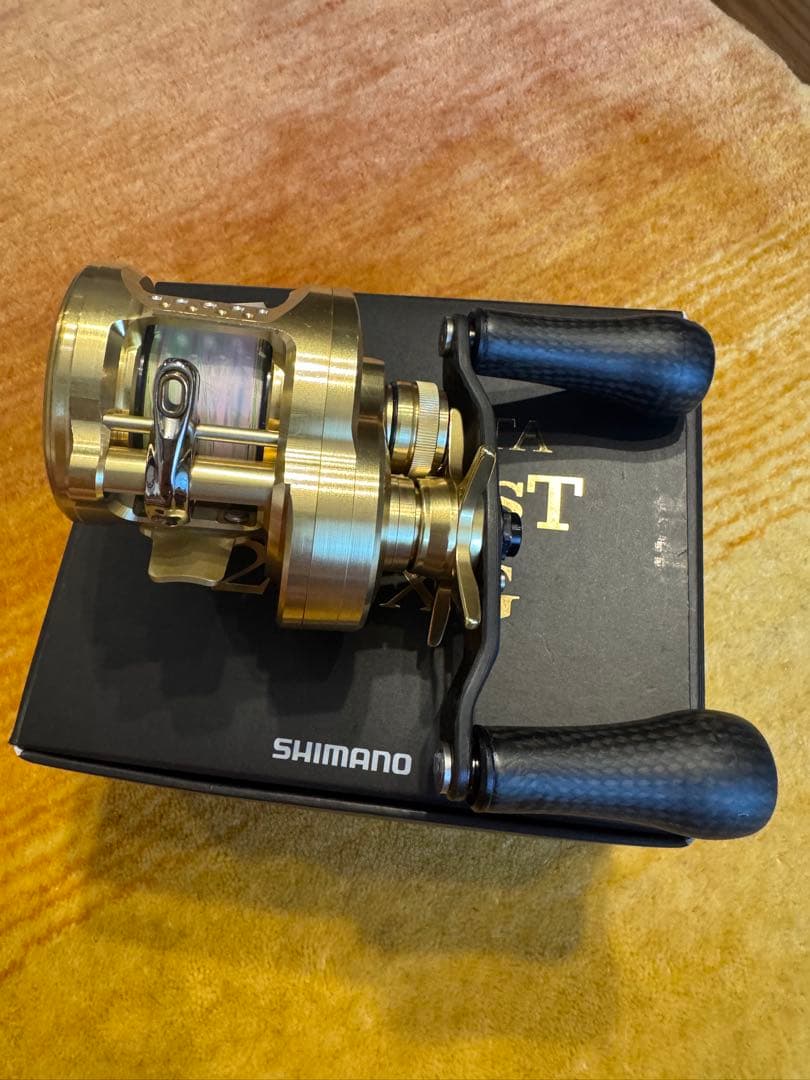 リール SHIMANO CALCUTTA CONQUEST 201XG