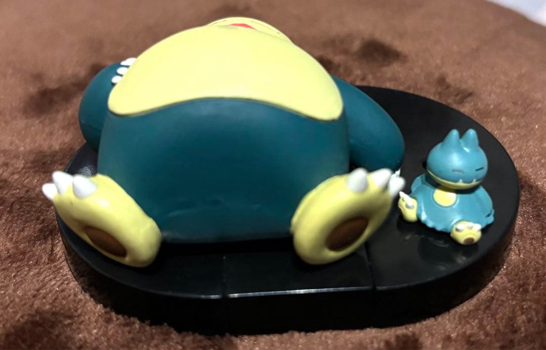立体ポケモン図鑑 カビゴン ゴンベ