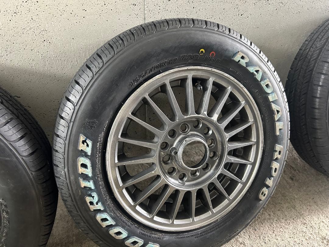 未使用品ホワイトレター 155/70R12 GOODRIDE アルミ 12インチ