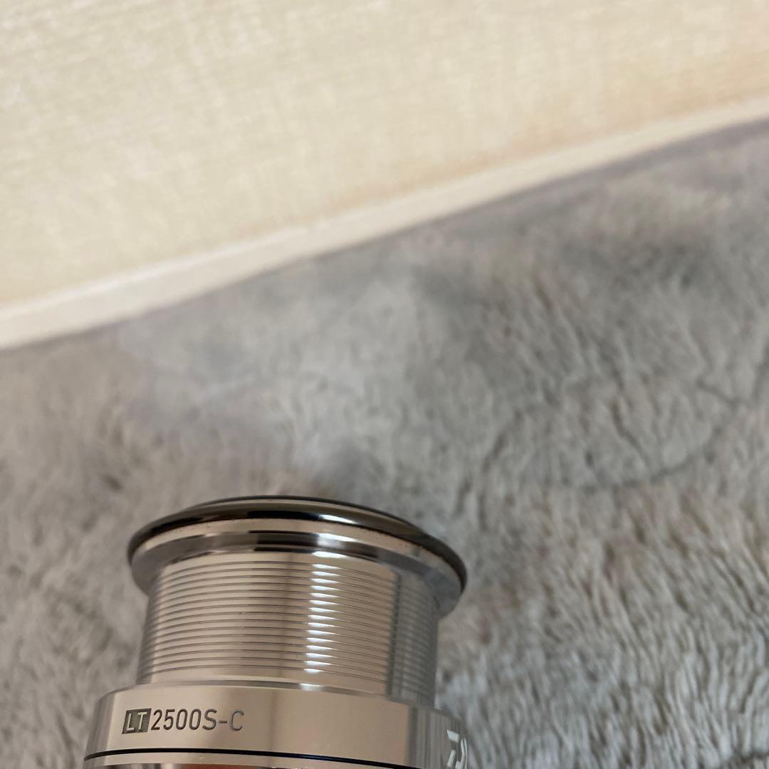 【美品】18イグジスト LT2500S-C スプール