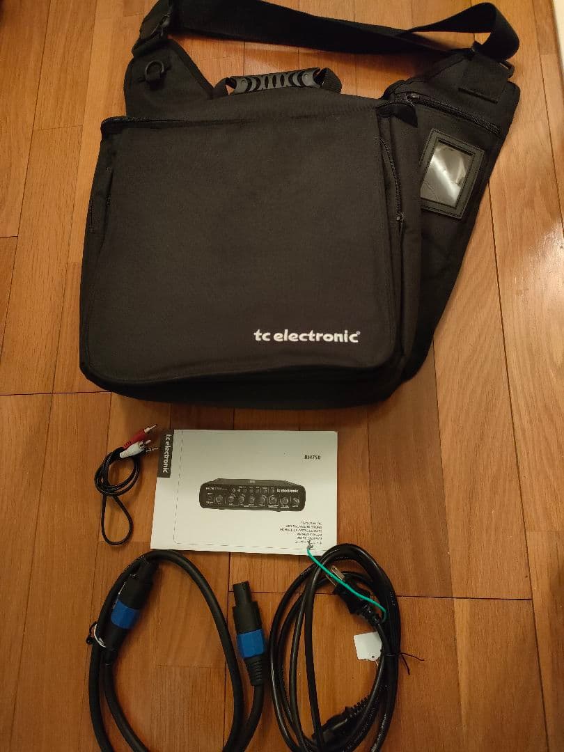 【TC ELECTRONIC RH750 】ベースアンプヘッド 付属品有り◎