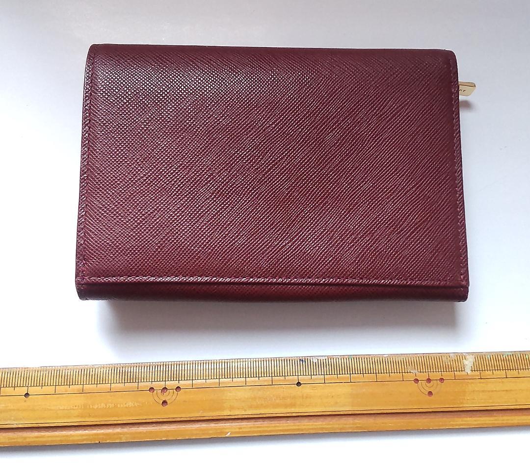 BURBERRY バーバリー 二つ折り財布 赤 財布 レッド