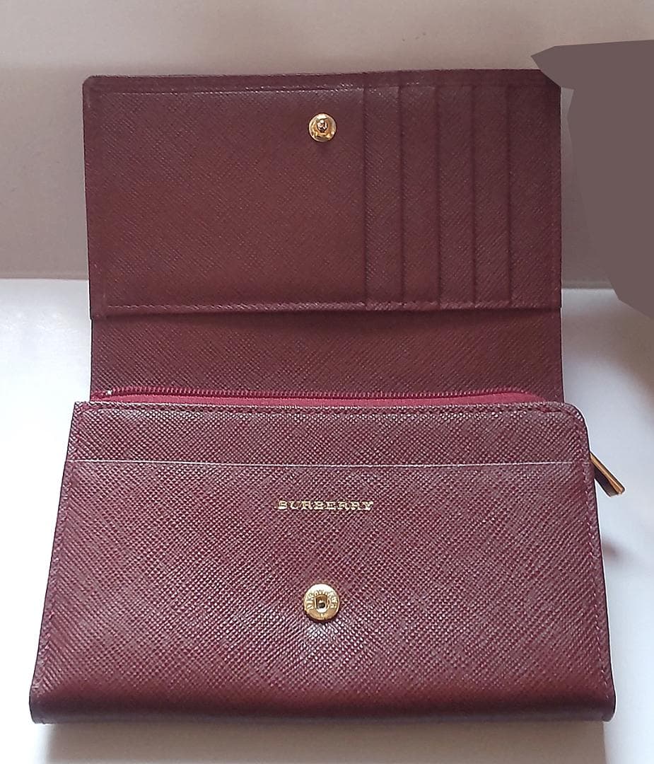 BURBERRY バーバリー 二つ折り財布 赤 財布 レッド