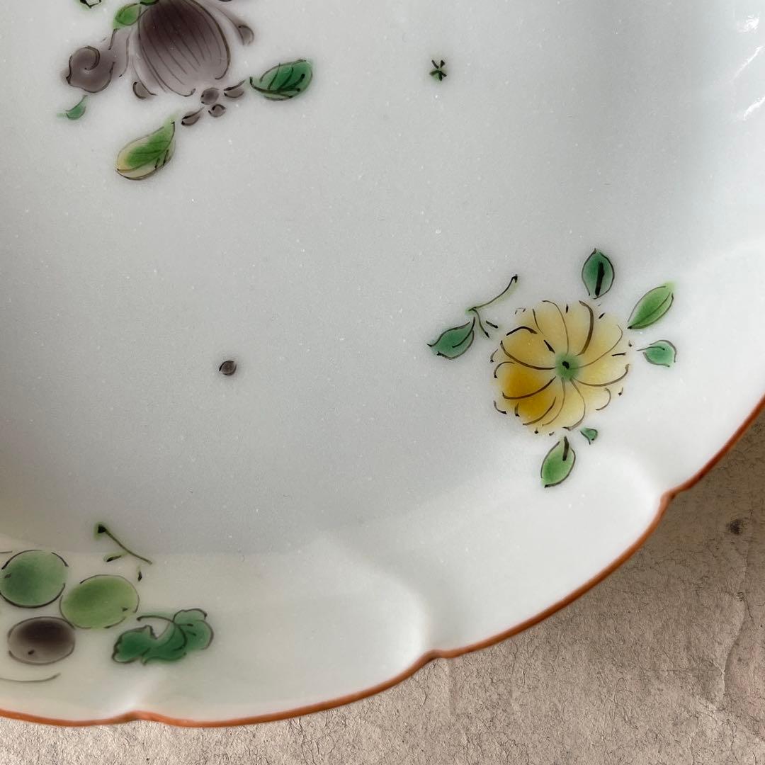 【新品未使用】陶芸家中尾郁夫　色絵輪花蜂花紋五寸皿