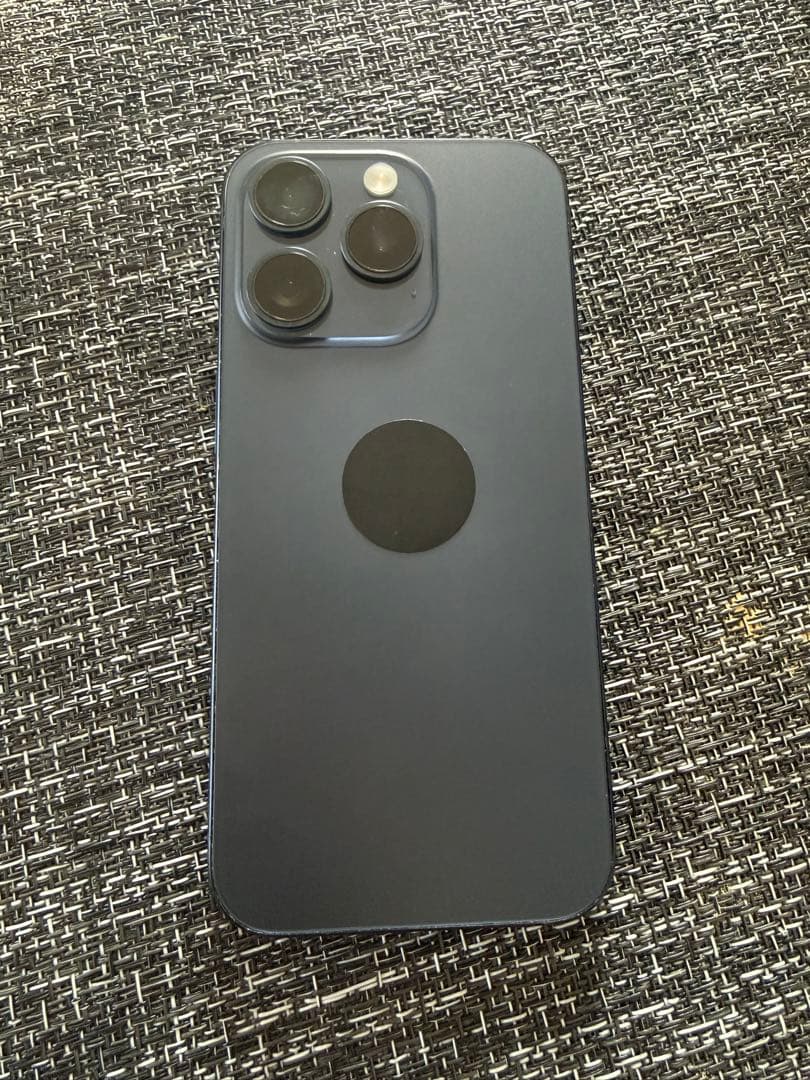 iphone 15pro 本体