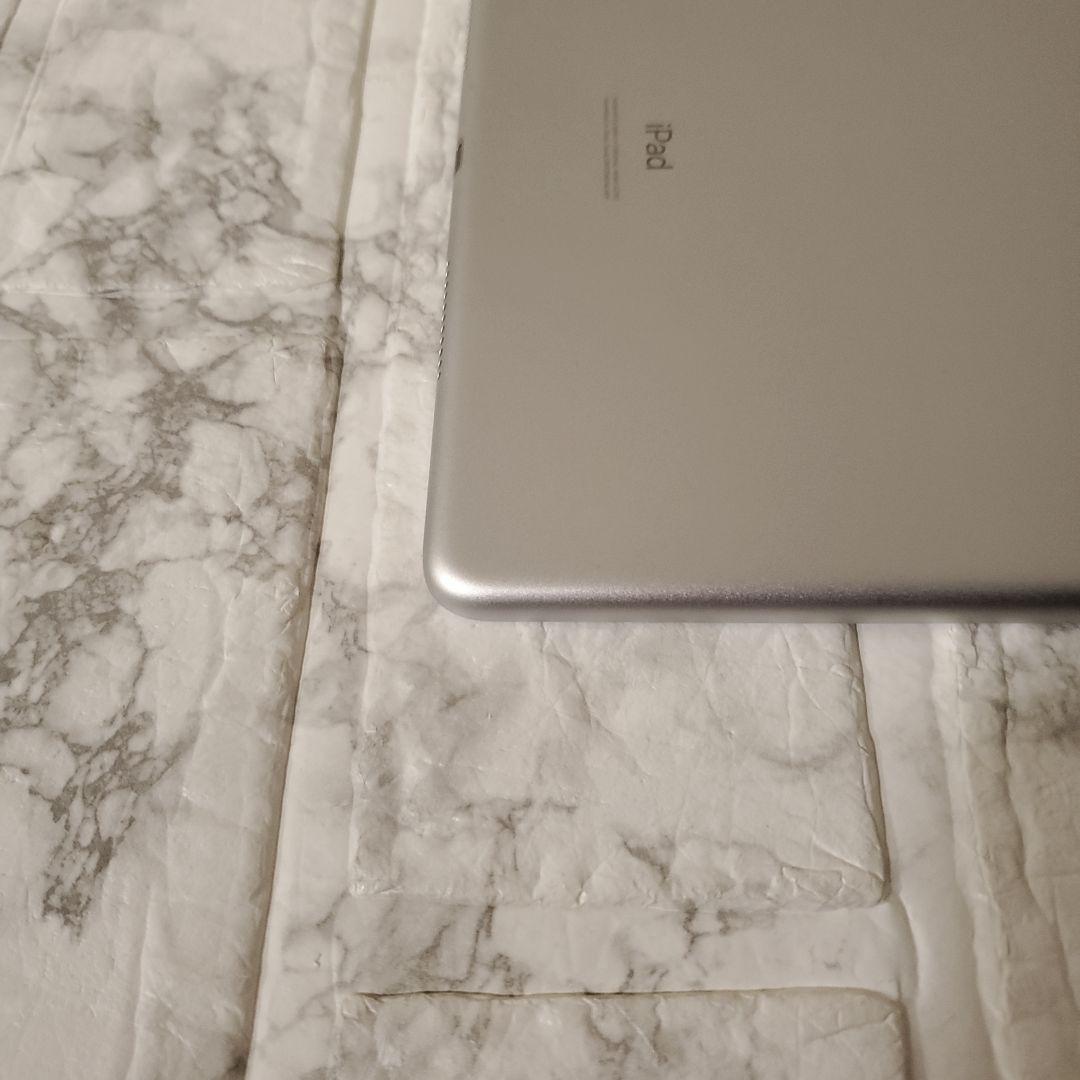 147 iPad Air3 3世代 10.5インチ 64GB シルバー