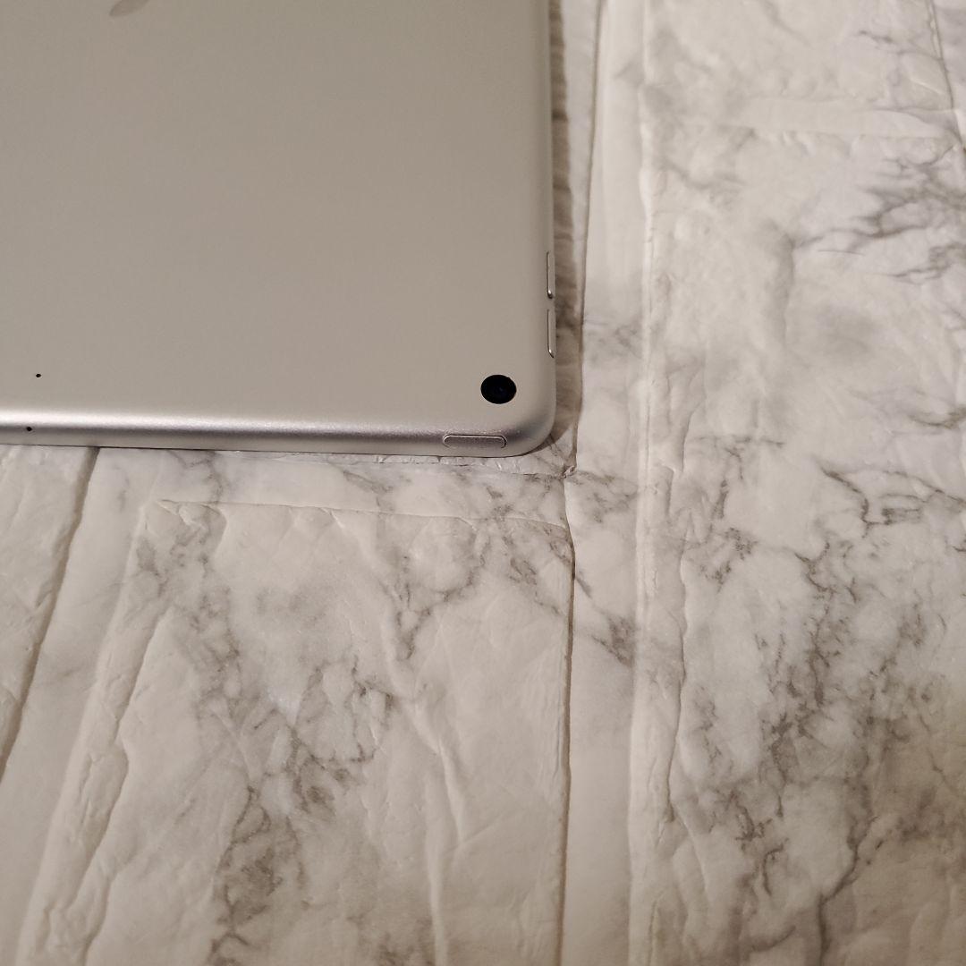147 iPad Air3 3世代 10.5インチ 64GB シルバー