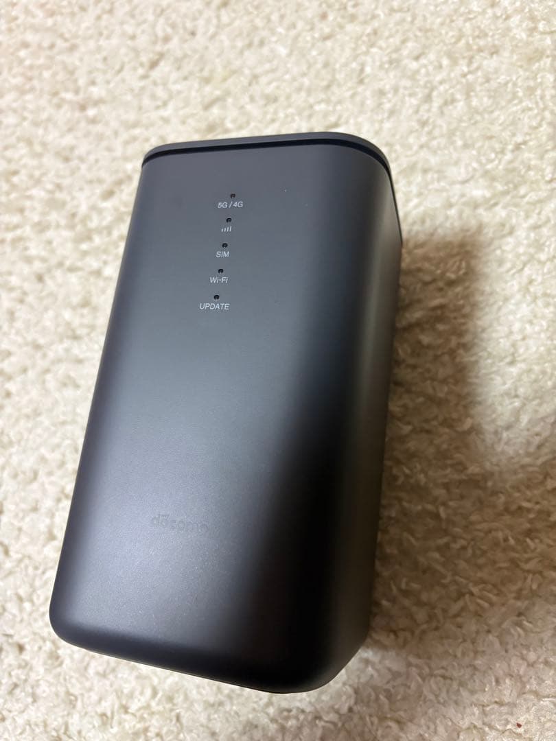 docomo  5G HR02 ホームルーター