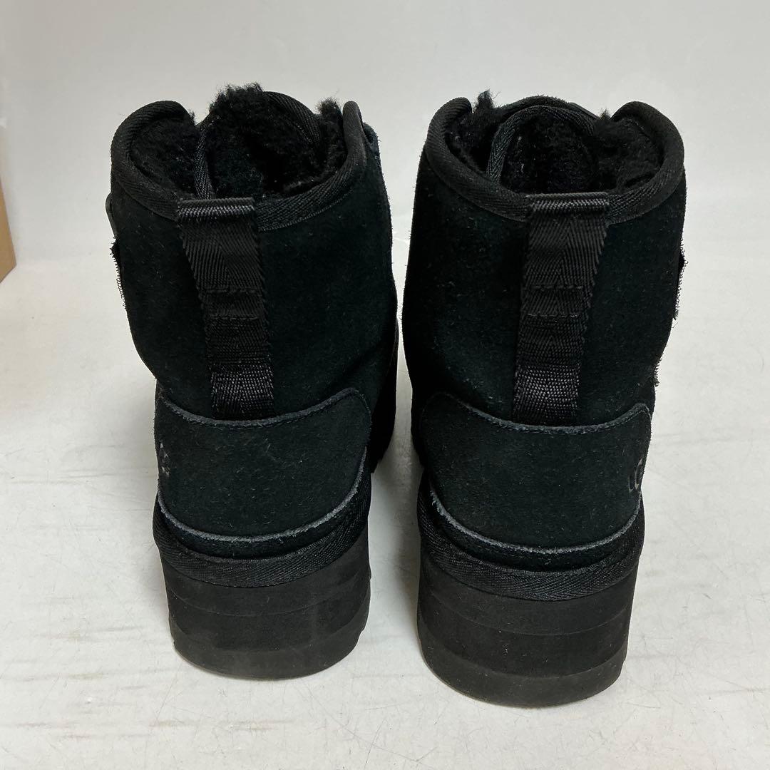 UGG ニューメル チャッカブーツ　プラットフォーム ムートンブーツ 厚底