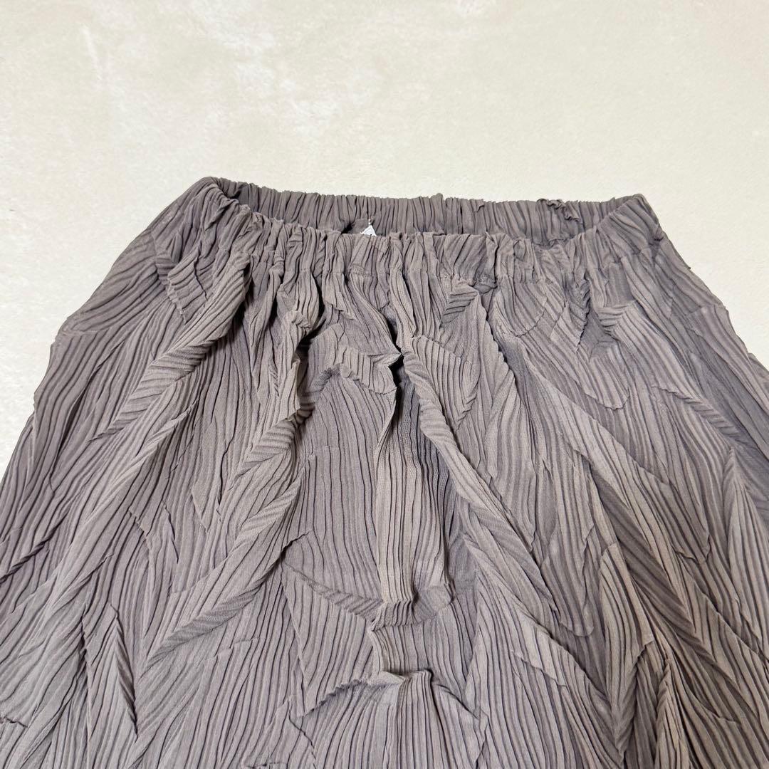 美品✨ISSEY MIYAKE 立体プリーツ　変形　グレー　マキシ丈　スカート