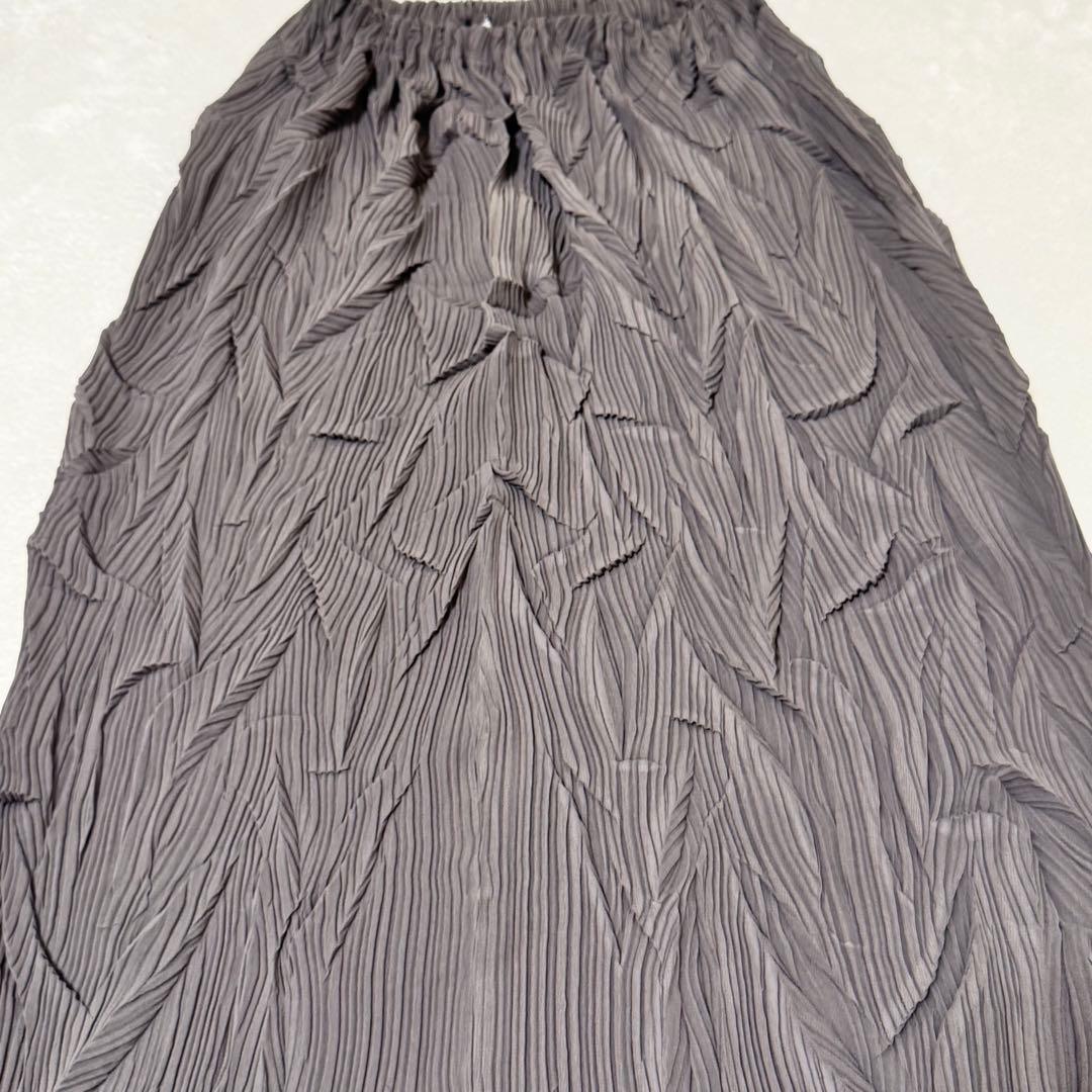 美品✨ISSEY MIYAKE 立体プリーツ　変形　グレー　マキシ丈　スカート